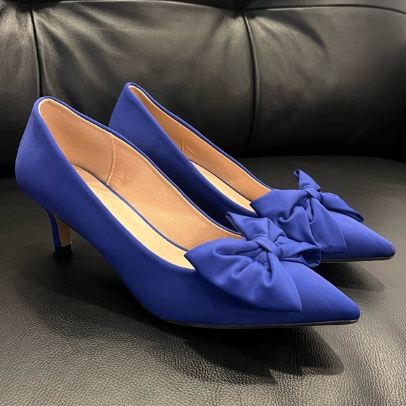 Shoes - Royal Blue Bow Heel Pointed Toe Elegant size 10